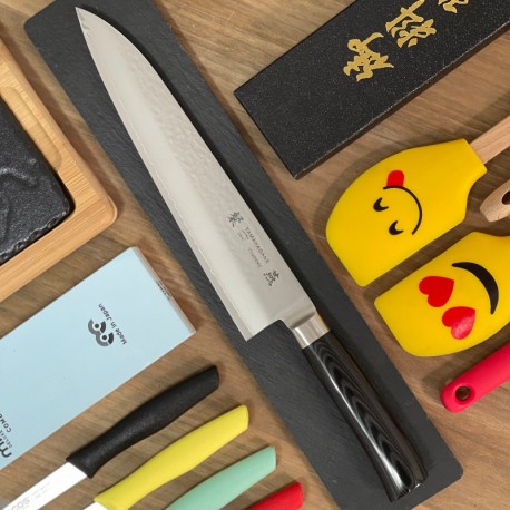 Cuchillo chef japoneses Tamahagane Tsubame 24 cms